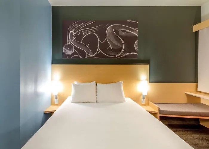 Ibis Queretaro